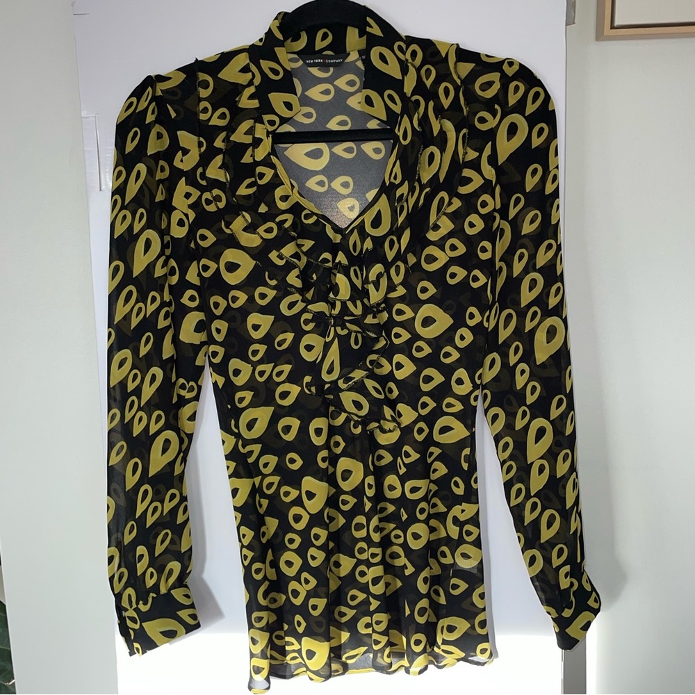 New York and Company Black and green/gold blouse size 2